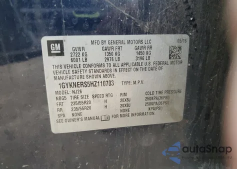 2017 Cadillac Xt5 Premium Luxury z USA, uszkodzony, nr VIN 1GYKNERS5HZ110703